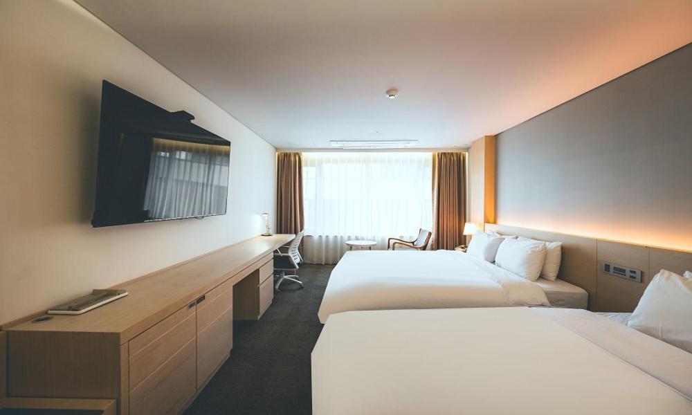 Wonju City Hotel Hyeoksin Buitenkant foto